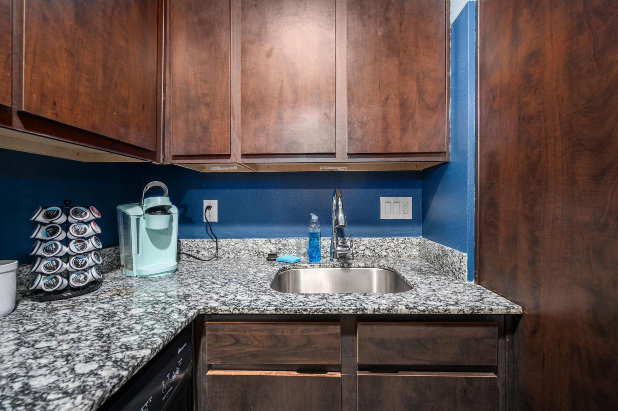 Comfy 1Br Apt With Free Parking Near Nrg & Med Center Хюстън Екстериор снимка